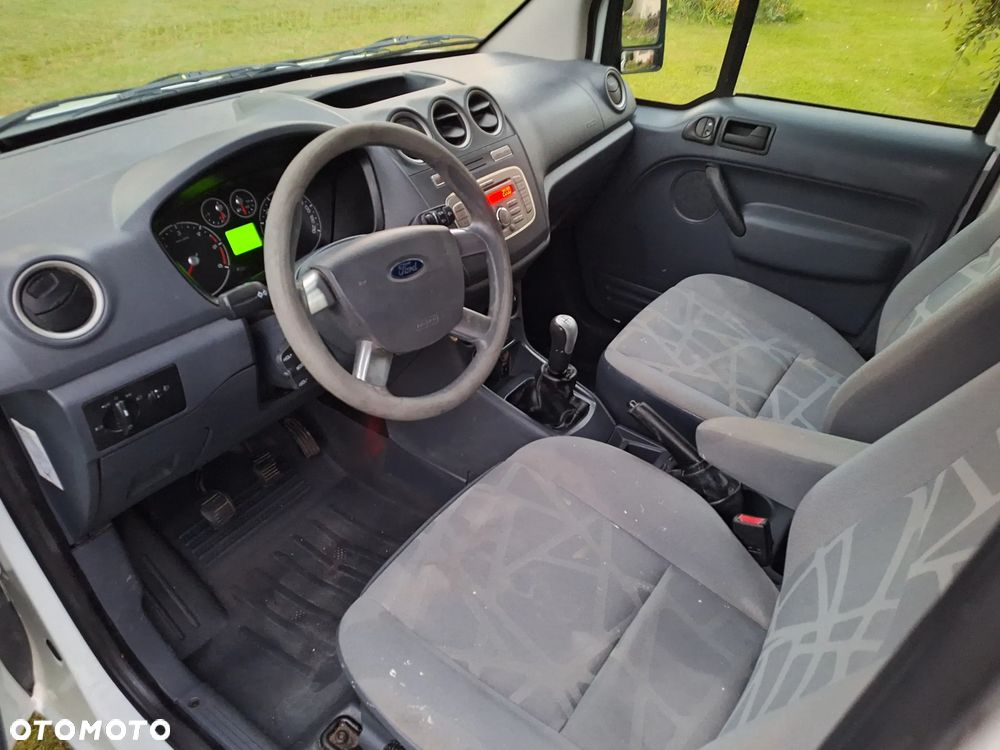 Ford Transit connect - 6