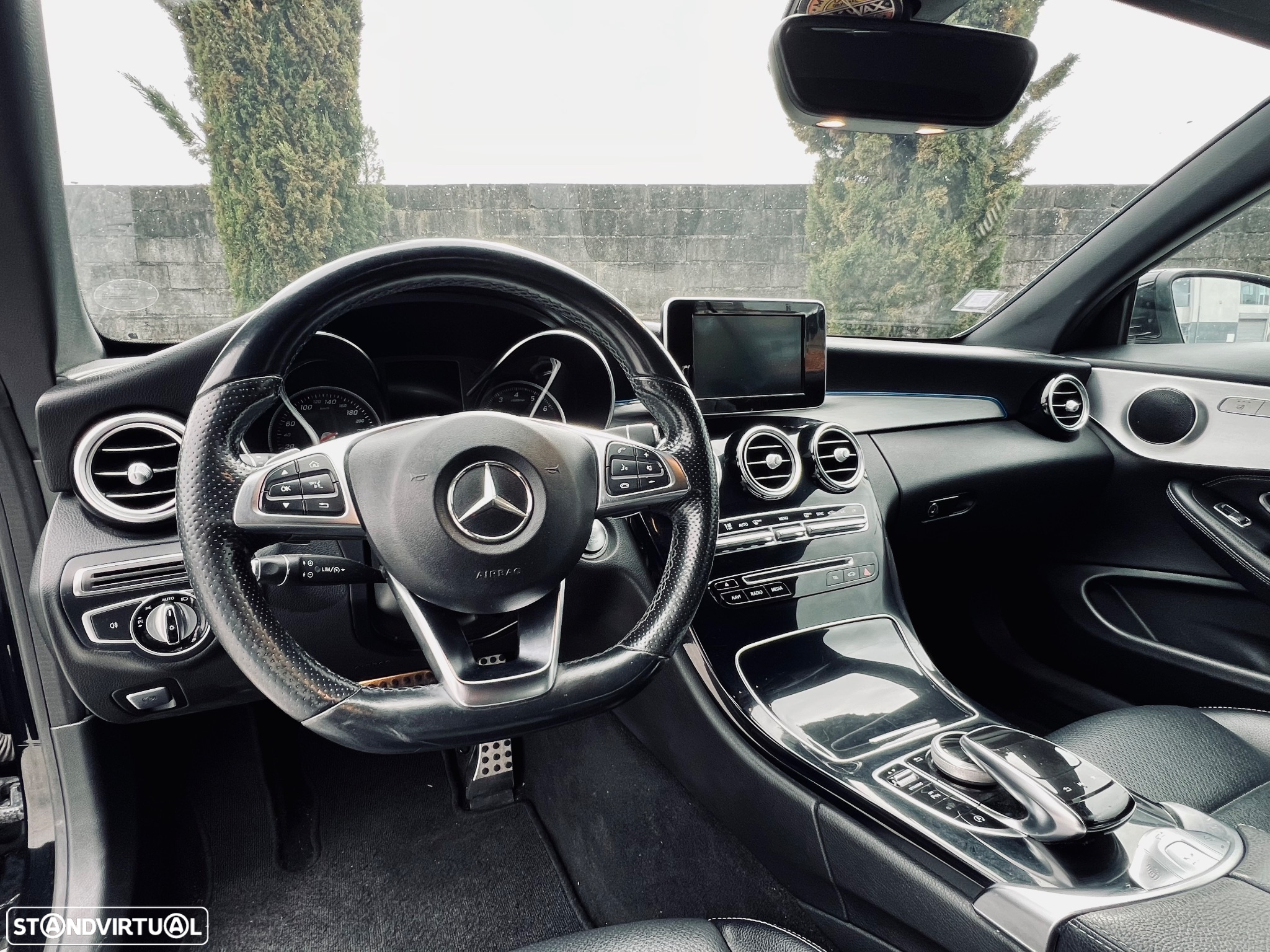 Mercedes-Benz C 200 Coupe 9G-TRONIC AMG Line - 13
