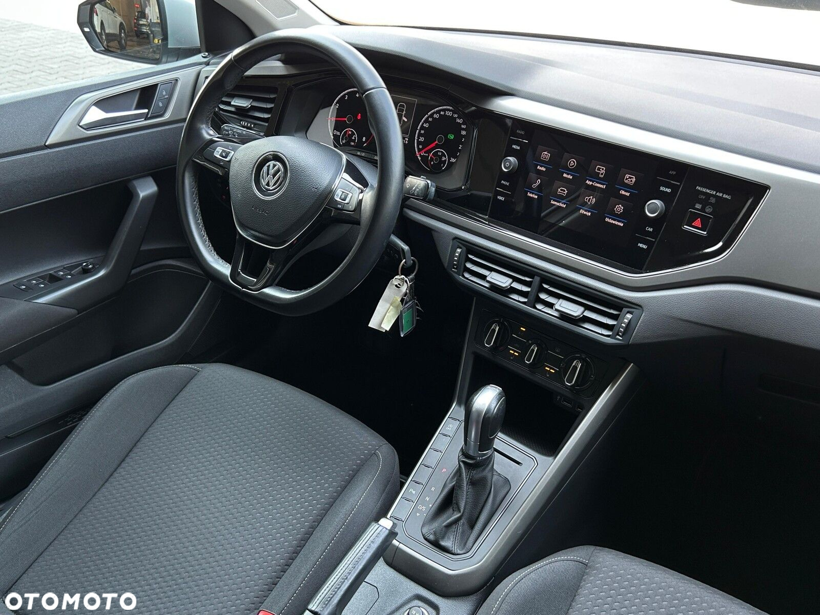 Volkswagen Polo 1.0 TSI Comfortline DSG - 16