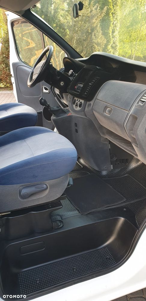 Renault Trafic - 20