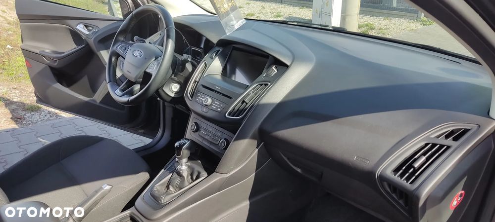 Ford Focus 1.0 EcoBoost Edition - 11