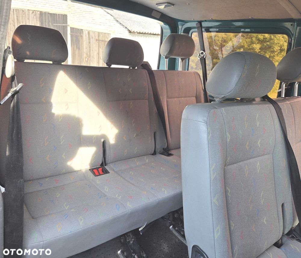 Volkswagen Transporter - 7