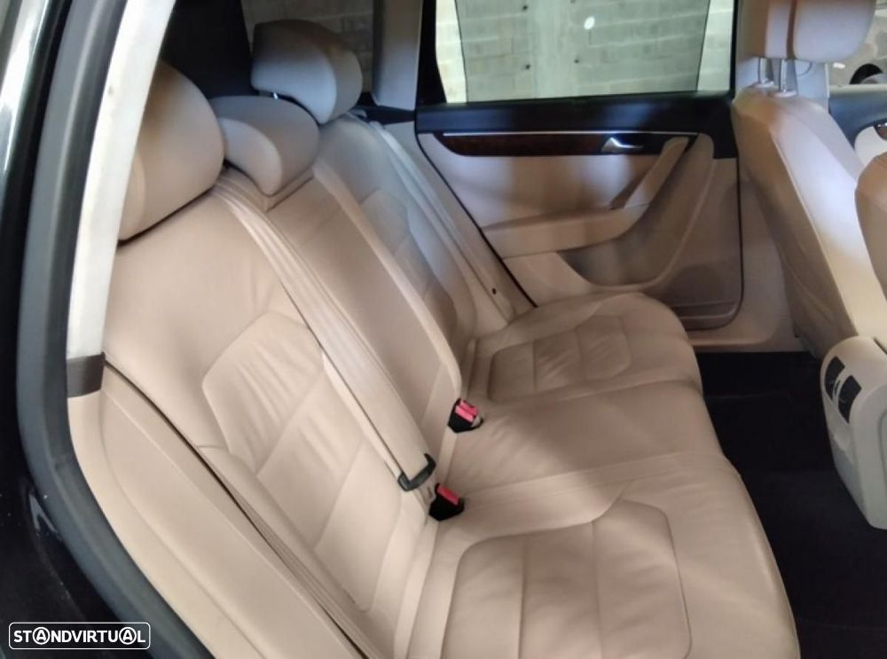 VW Passat - 5