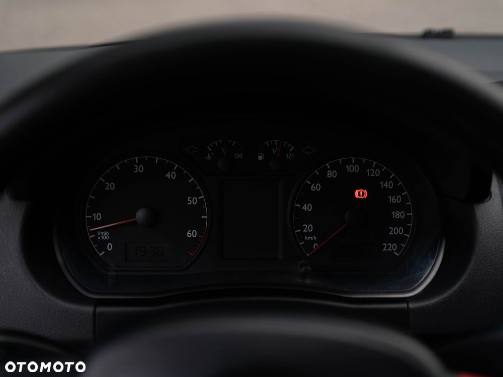 Volkswagen Polo 1.2 12V Comfortline - 12