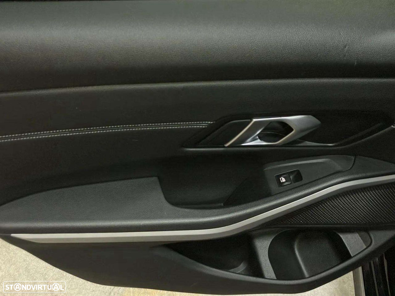 BMW 320 e Touring Corporate Edition Auto - 22