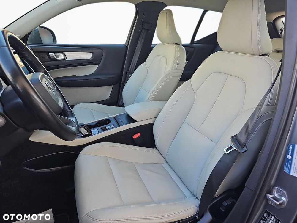 Volvo XC 40 - 13