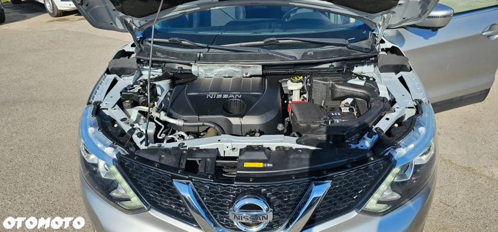 Nissan Qashqai 1.5 dCi N-Connecta EU6 - 18