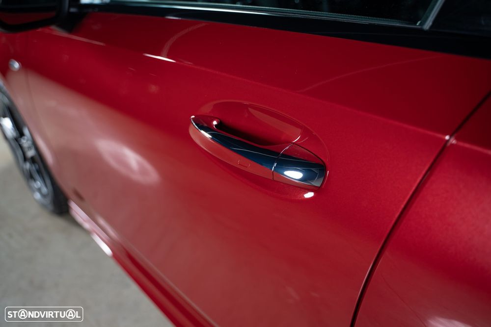 Mercedes-Benz A 250 e AMG Line - 12