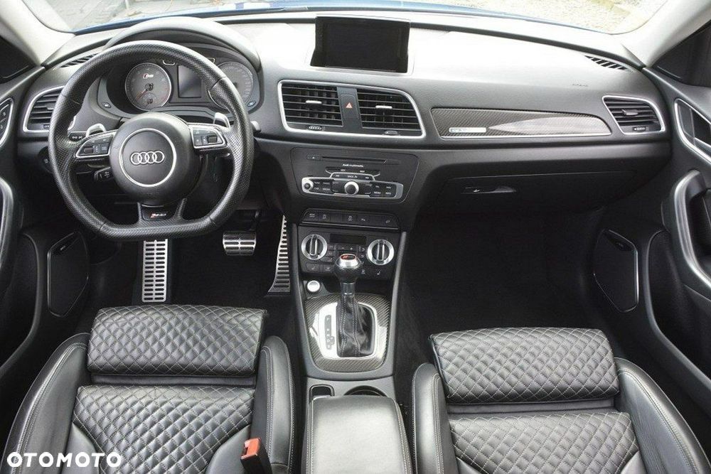 Audi RS Q3 2.5 TFSI quattro S tronic - 12