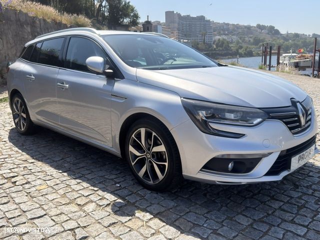 Renault Mégane Sport Tourer ENERGY dCi 110 EDC LIMITED - 24