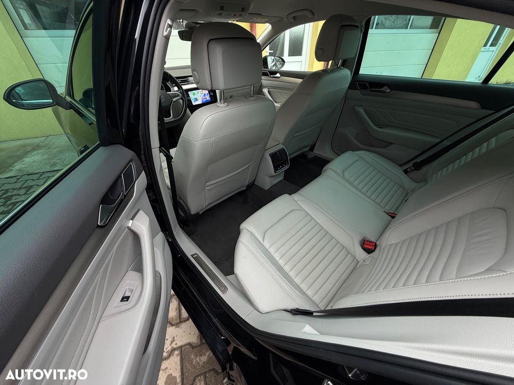 Volkswagen Passat 2.0 TDI DSG Highline - 13