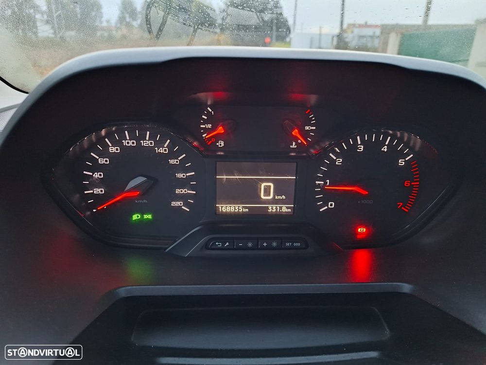 Peugeot Partner 1.6 BlueHDi Confort - 12