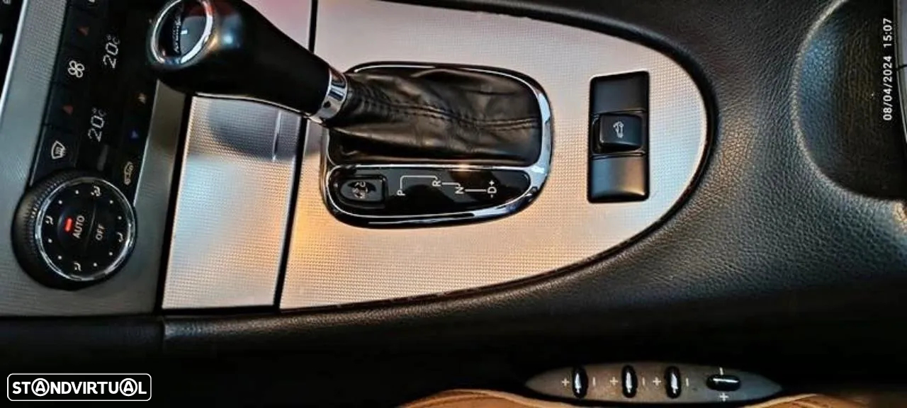 Mercedes-Benz CLK 320 CDi Avantgarde Aut. - 25