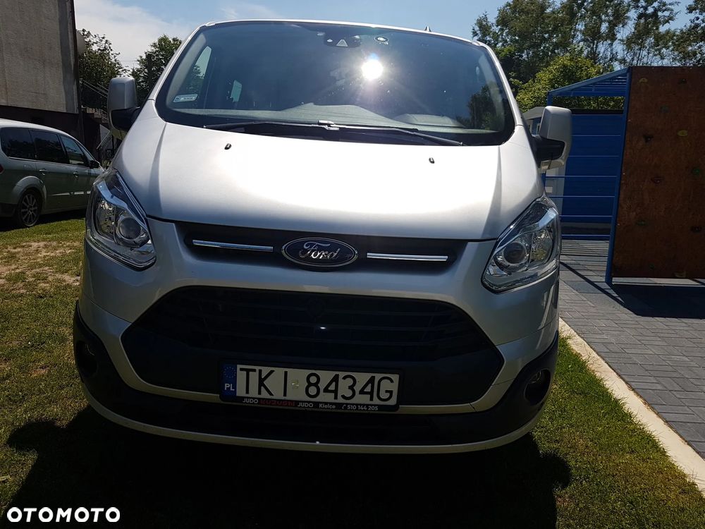 Ford Tourneo Custom - 3