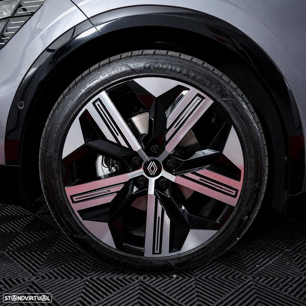 Renault Mégane E-Tech - 9