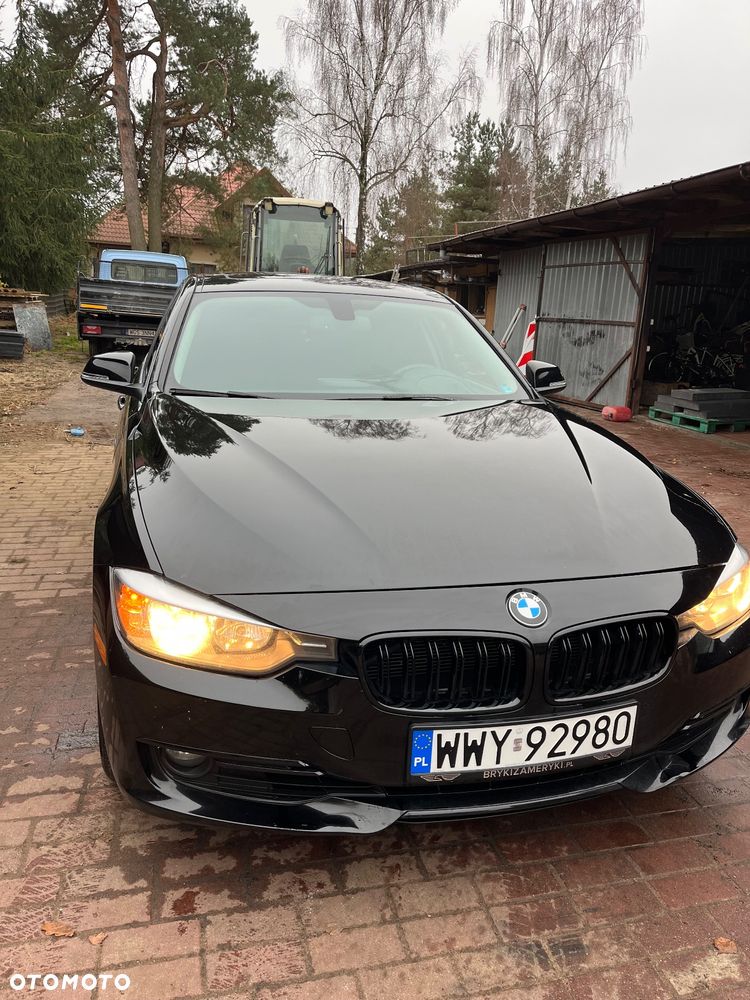BMW Seria 3 328i Luxury Line - 3