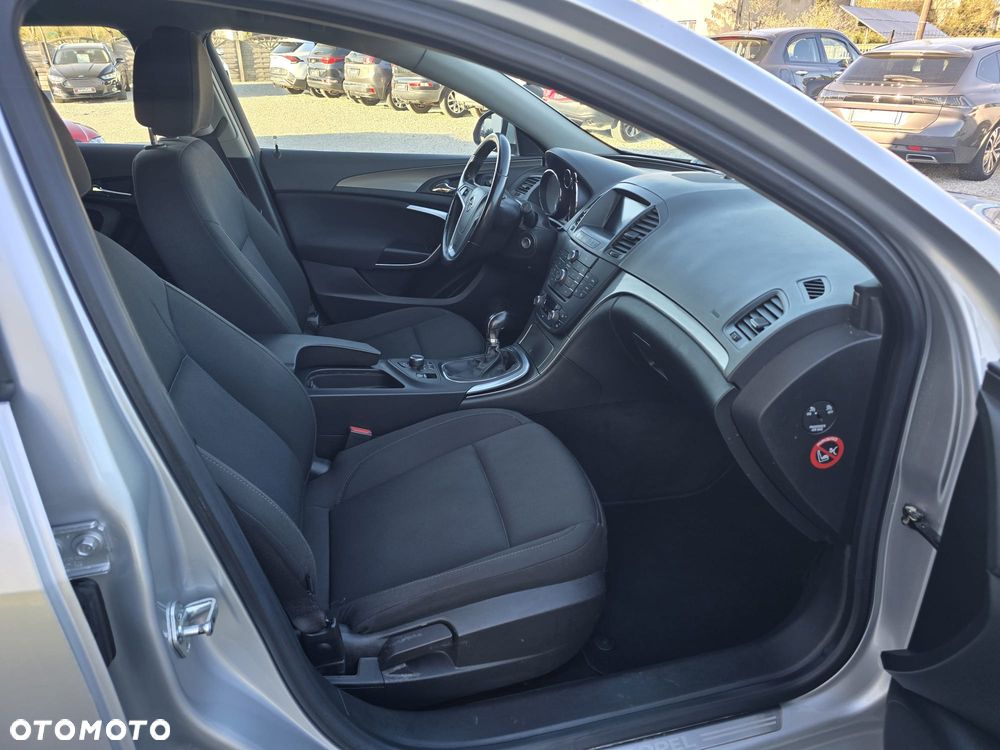 Opel Insignia 1.8 - 11