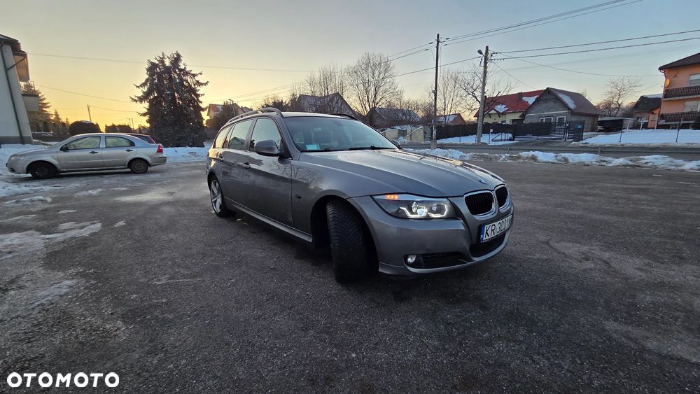 BMW Seria 3 320d - 10