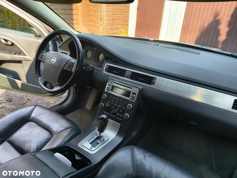 Volvo XC 70 - 18