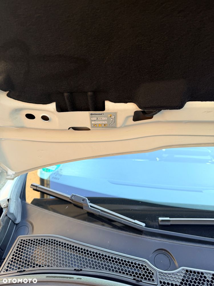 Peugeot 208 82 VTI Allure - 26