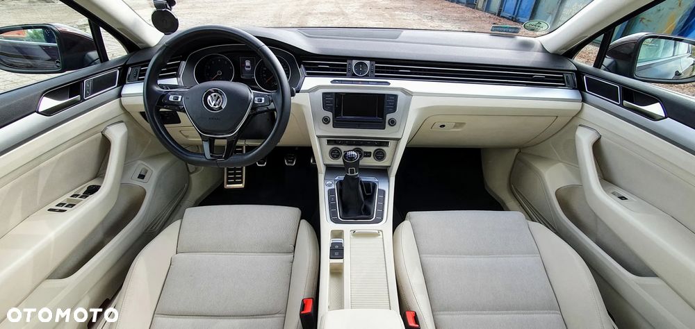 Volkswagen Passat 1.4 TSI BMT ACT Comfortline - 3