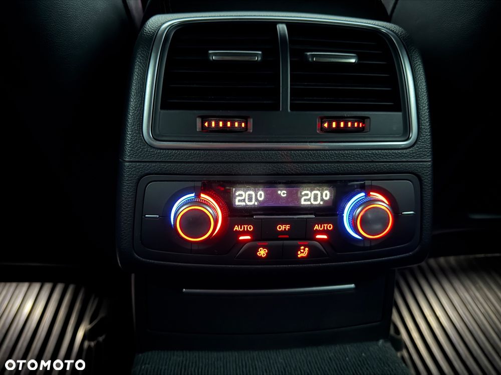 Audi A6 Avant 2.0 TDI ultra S tronic - 32