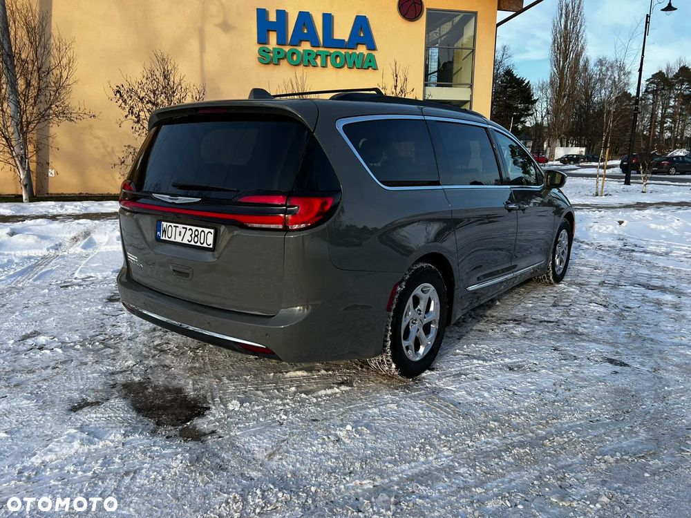 Chrysler Pacifica - 6