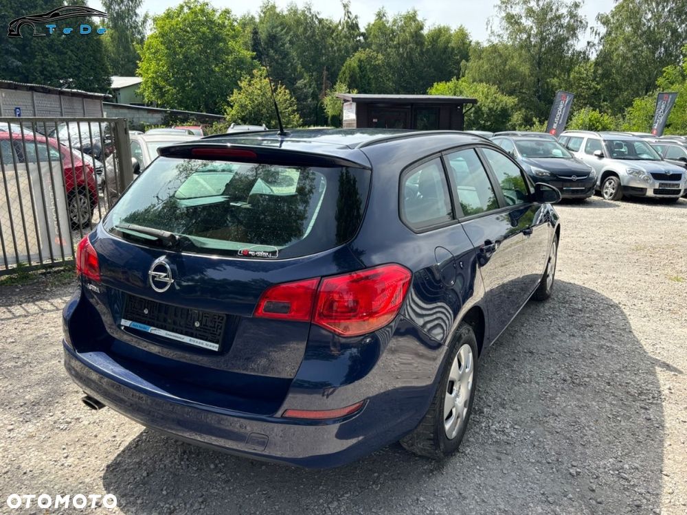 Opel Astra IV 1.4 T Active EU6 - 9