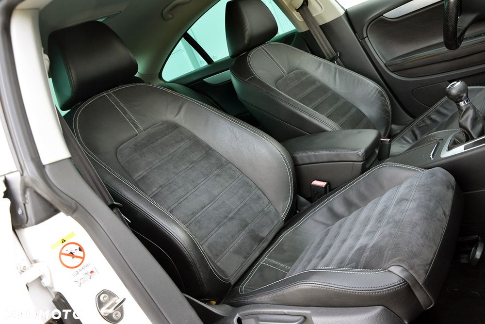 Volkswagen Passat CC 1.8 TSI Exclusive - 4