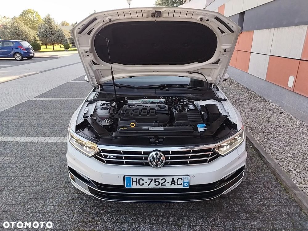 Volkswagen Passat - 31