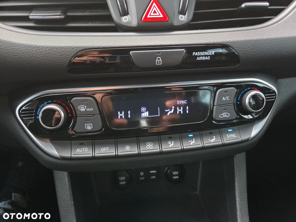 Hyundai i30 1.6 CRDI DCT Prime - 26