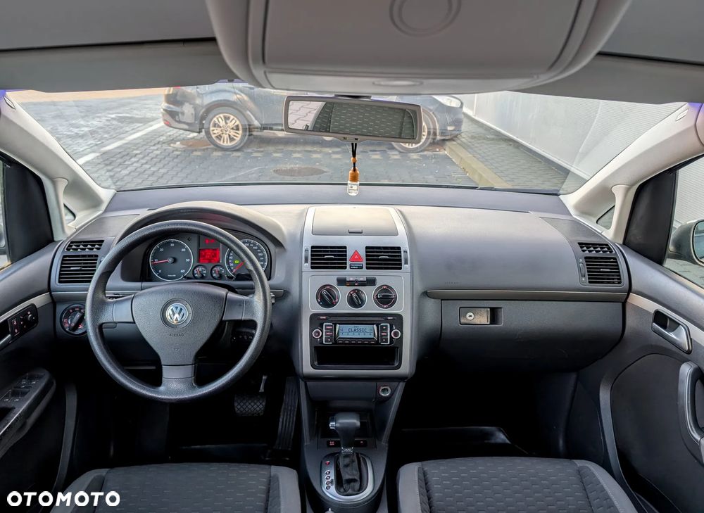 Volkswagen Touran 1.9 TDI DSG Trendline - 5