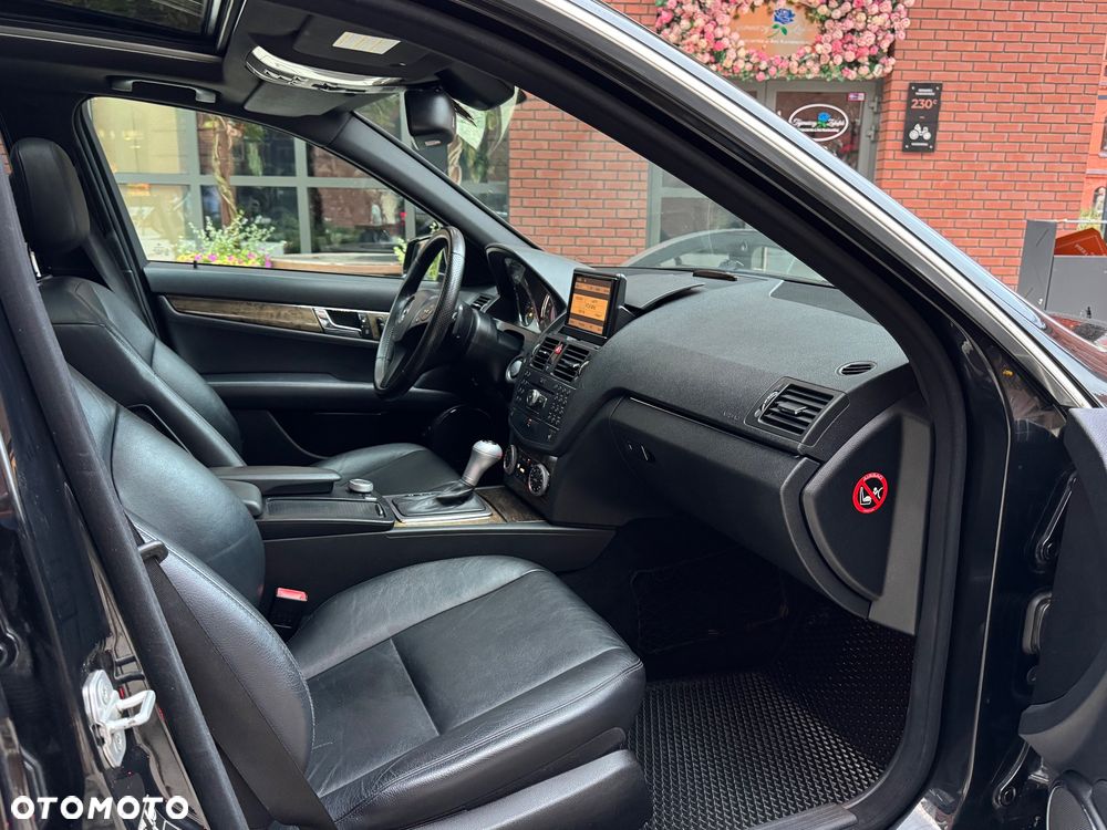 Mercedes-Benz Klasa C 320 CDI Avantgarde 4-Matic - 15