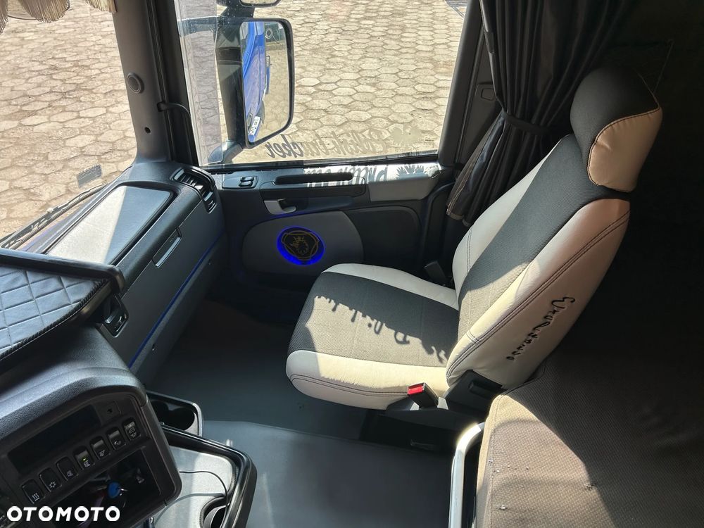 Scania R450 LOW DECK / RETARDER / NOWY TACHOGRAF / ZBIORNIKI 1400 L / PRODUKCJA 2014 ROK / MEGA !! - 29