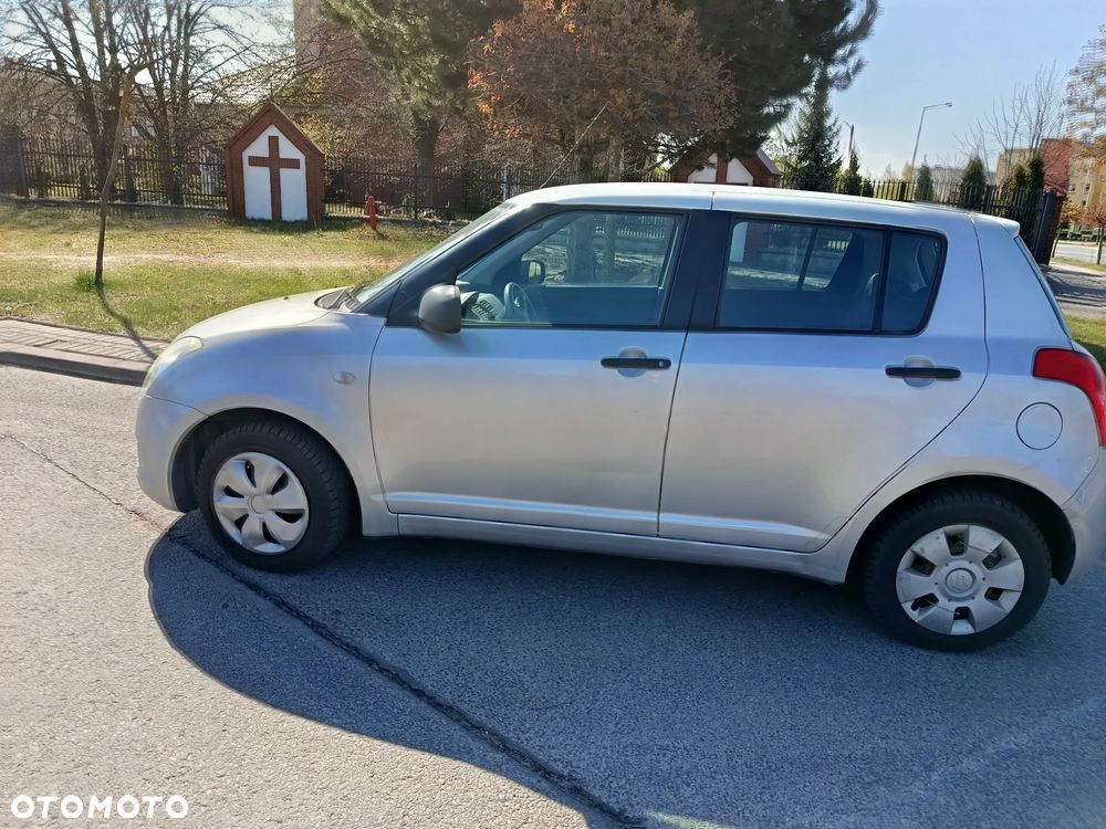 Suzuki Swift 1.3 Comfort - 2