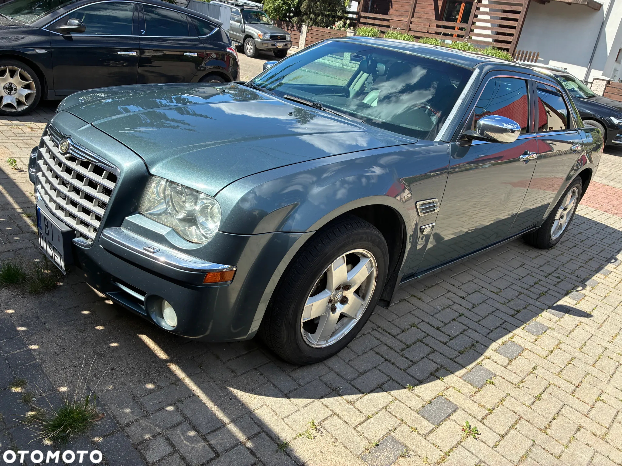 Chrysler 300C 5.7 V8 Hemi - 3