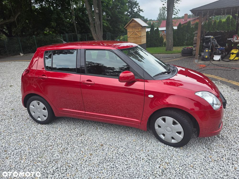 Suzuki Swift 1.3 Club dance - 12
