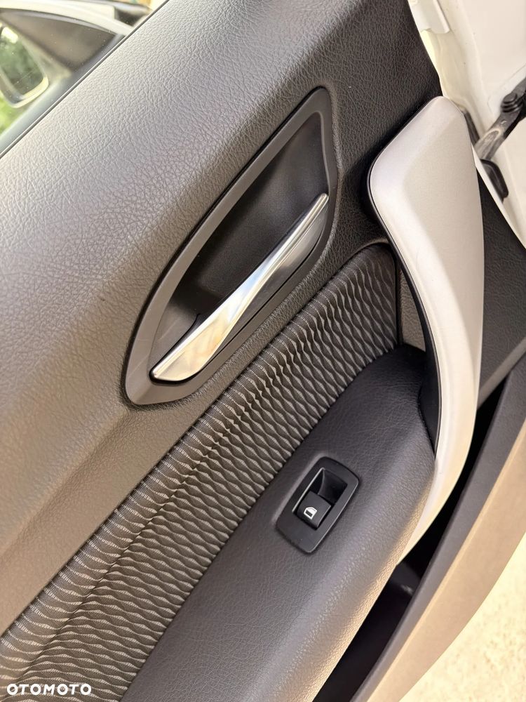 BMW Seria 1 118i Edition Metropolitan - 18