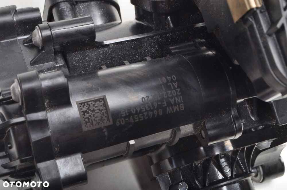 TOYOTA SUPRA MK5 3.0 GR BMW G20 G21 G26 G30 POMPA WODY ZAWÓR 8642559 - 2