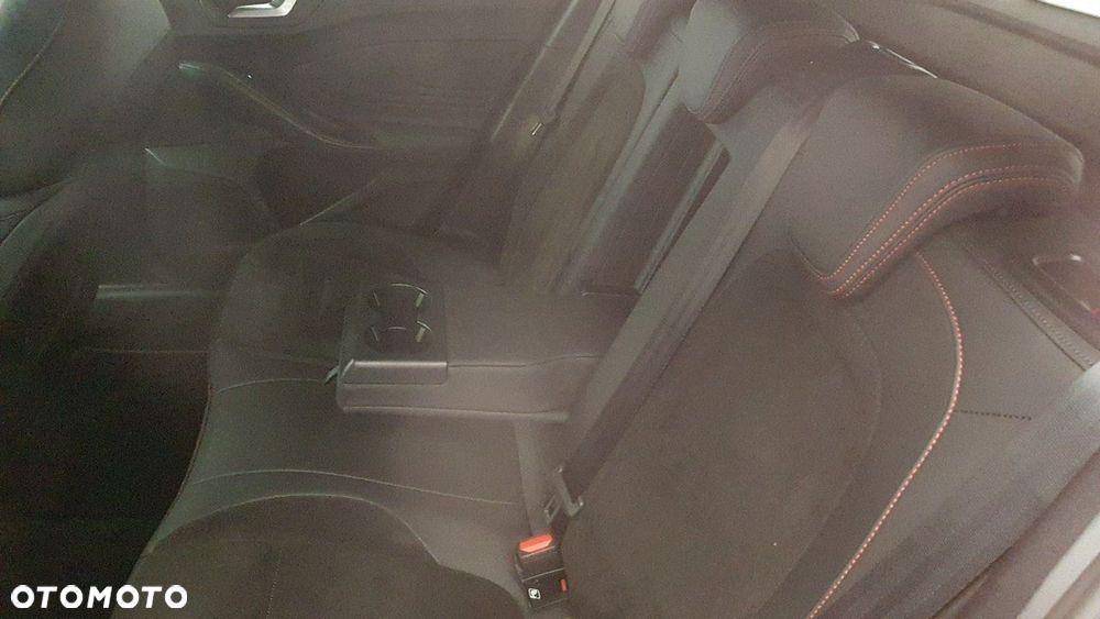 Ford Focus - 17