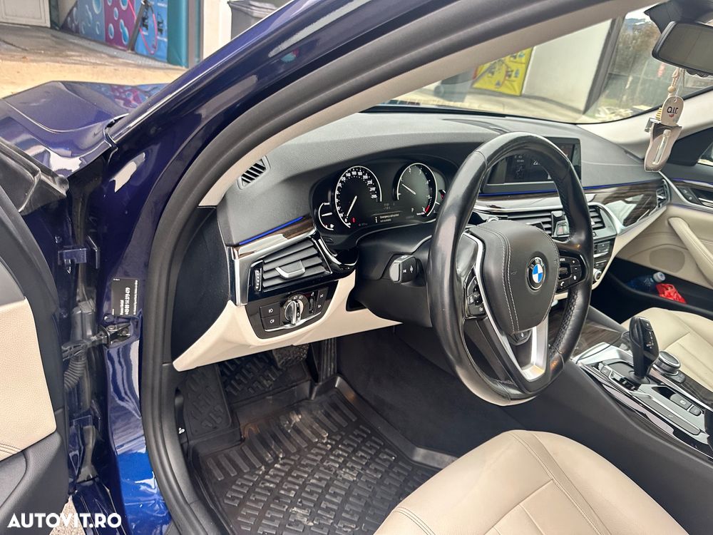 BMW Seria 5 520d Aut. Sport Line - 12