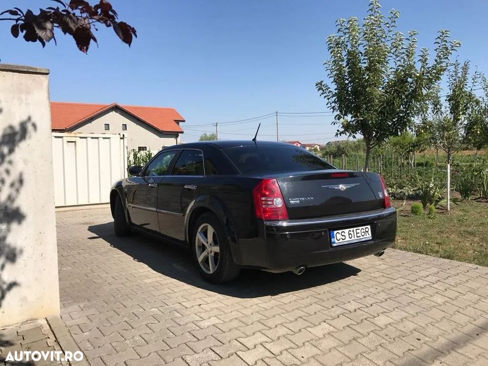 Chrysler 300C 3.0L CRD V6 Aut - 8