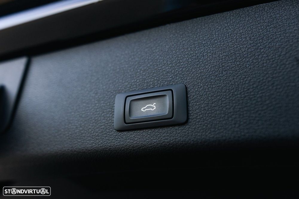 Audi e-tron 50 quattro S line - 34
