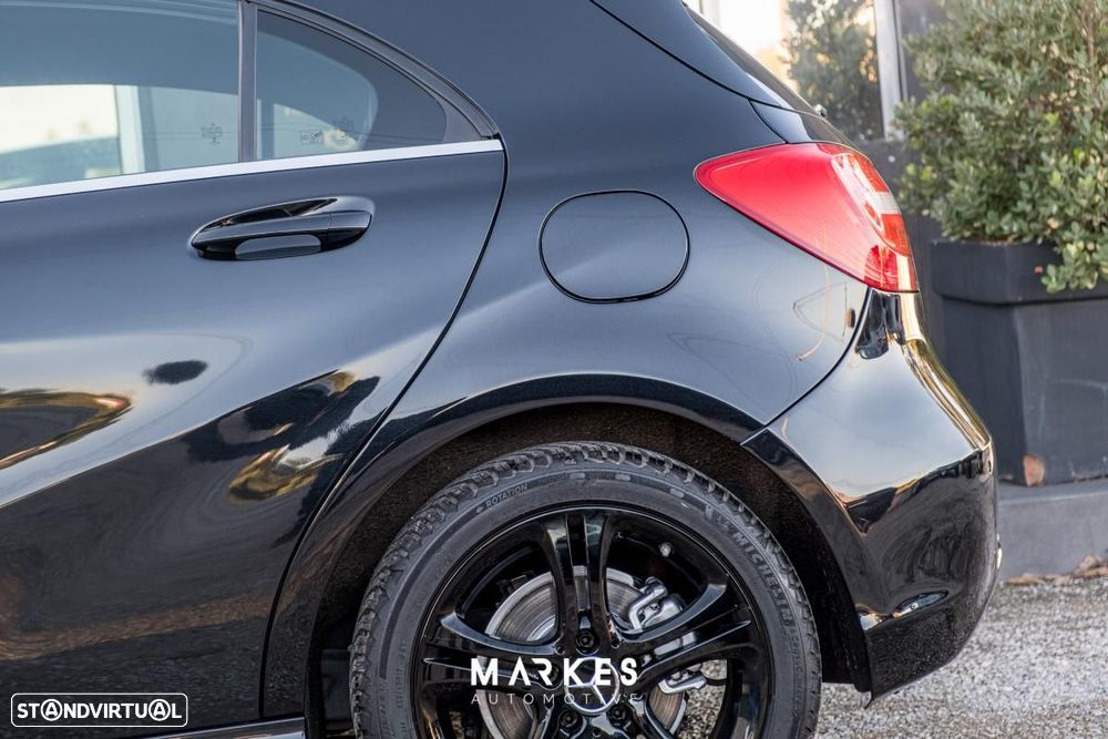 Mercedes-Benz A 180 - 30