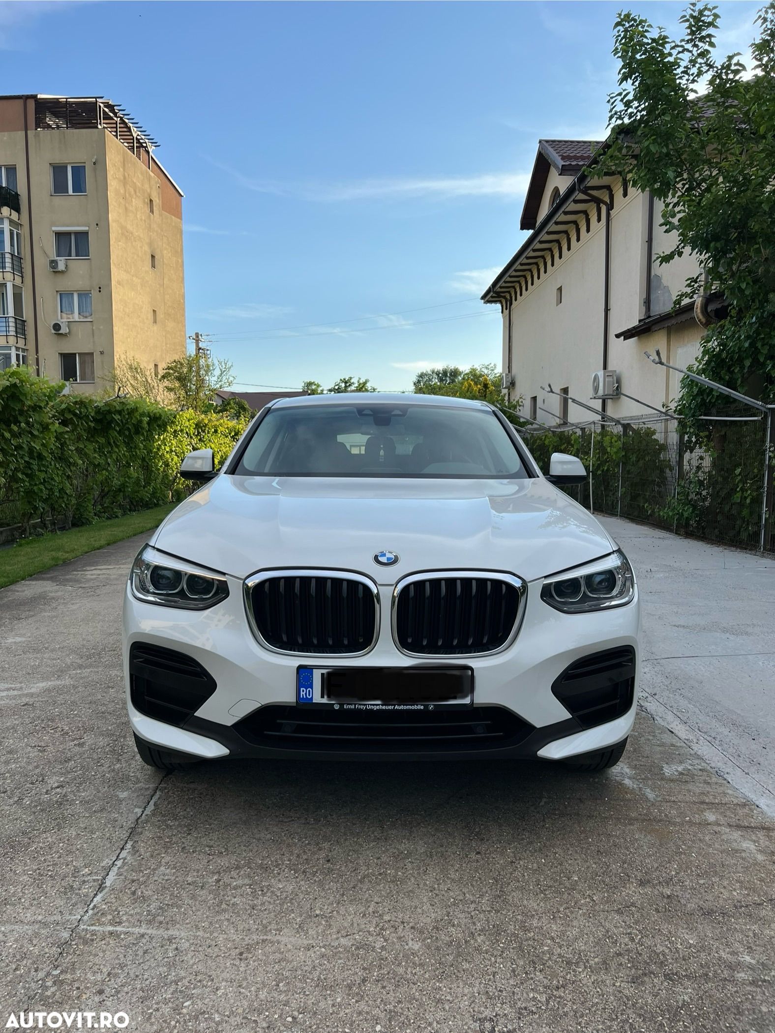 BMW X4 xDrive20i AT - 1