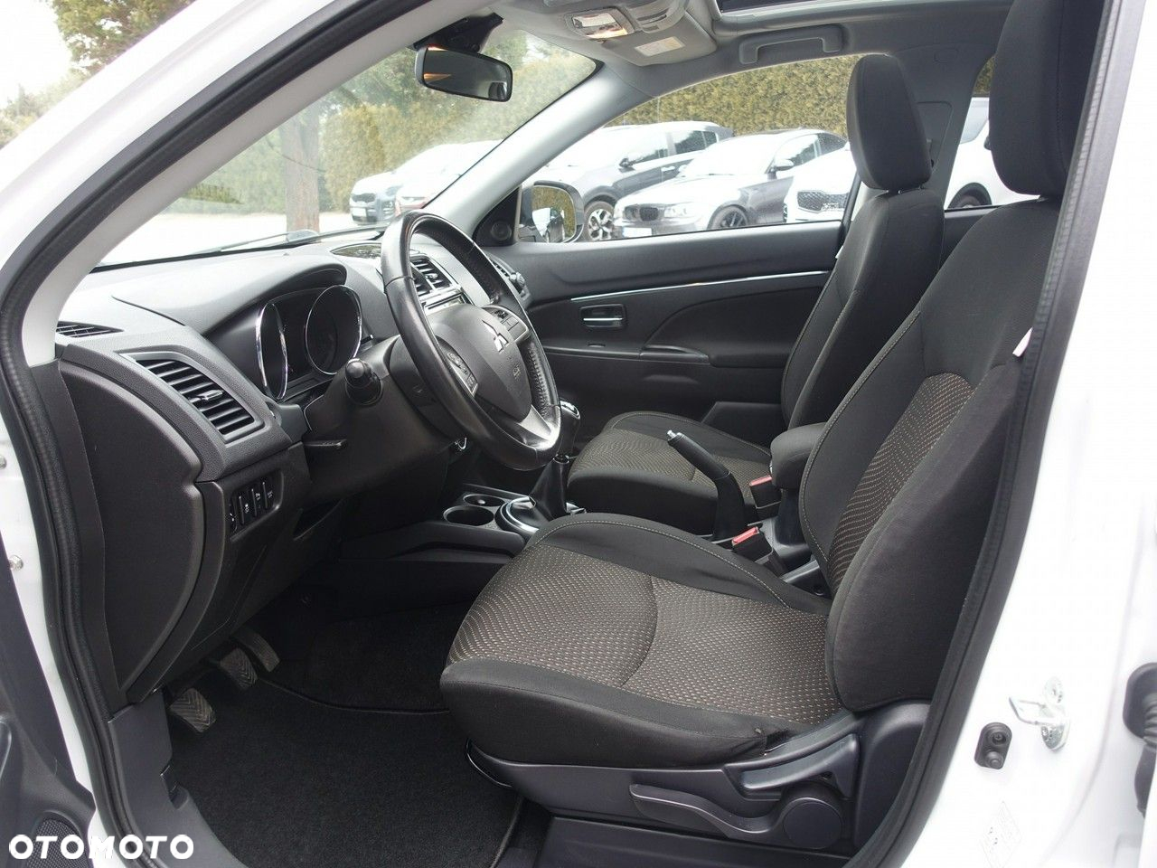 Mitsubishi ASX - 9