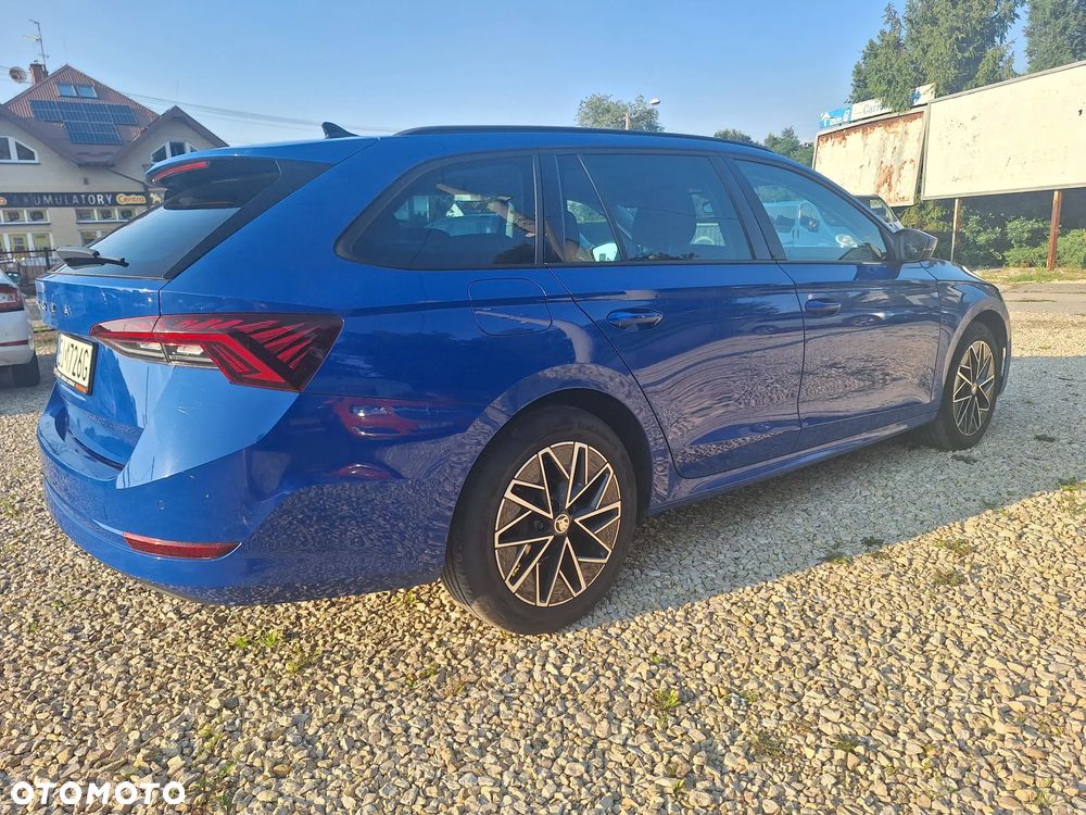Skoda Octavia 2.0 TDI DSG Clever - 13