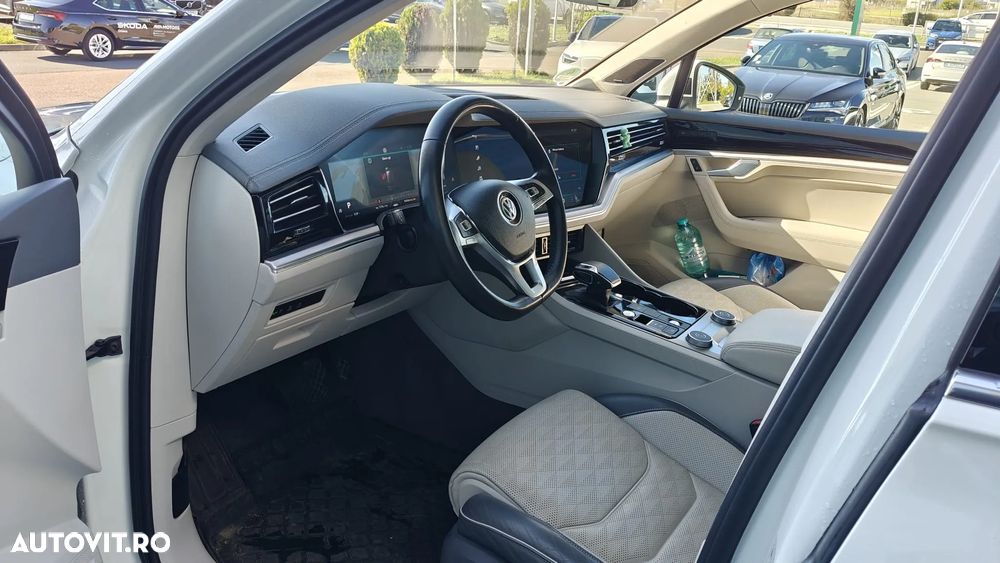 Volkswagen Touareg 3.0 V6 TDI 4Motion DPF Automatik Elegance - 15