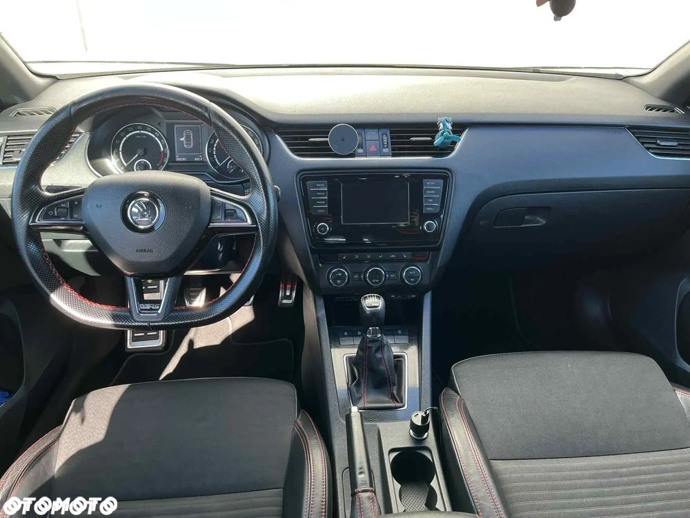 Skoda Octavia 2.0 TDI RS - 9