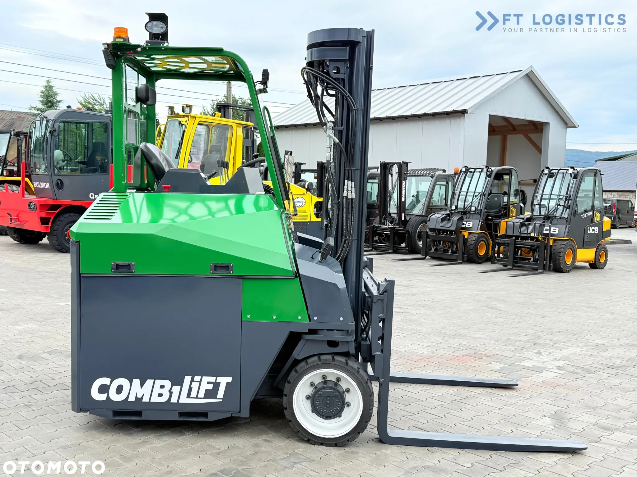 Combilift CBE4000 / TRIPLEX 5200MM / ELEKTRYCZNY / WOLNY SKOK / POZYCJONER / PRZESUW WIDEŁ / JAK NOWY - 4